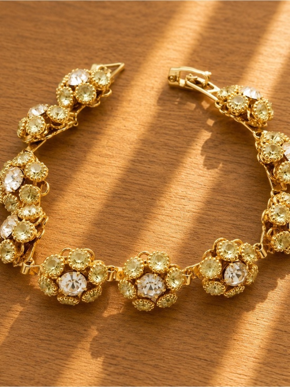 Mid-Century Vintage Gold Rhinstone Bracelet​